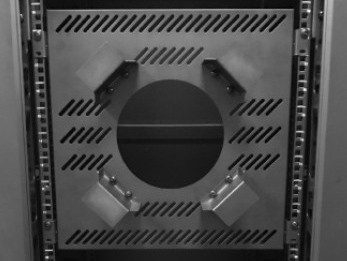 19 inch kabelhouder verticaal gemonteerd